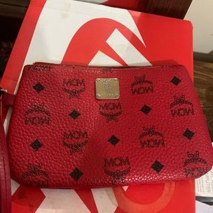 Mcm coin or money bag , we could make a offer on it let me know